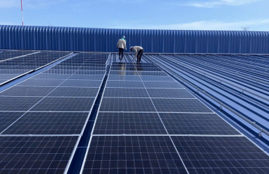 Năng lượng mặt trời: Giải pháp tiết kiệm điện và xu hướng 2025